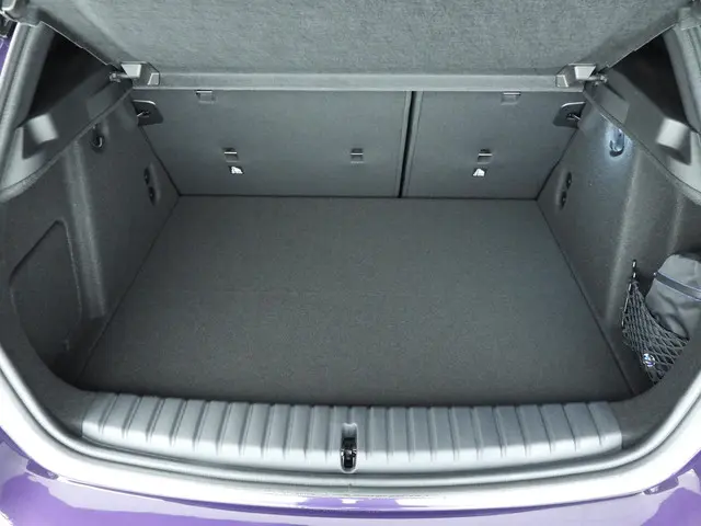 BMW 1 Serie 5-deurs 120 2025 Benzine 10