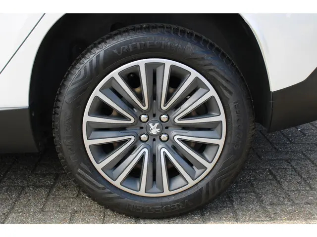 Peugeot 2008 1.2 PureTech Active 2016 Benzine 11