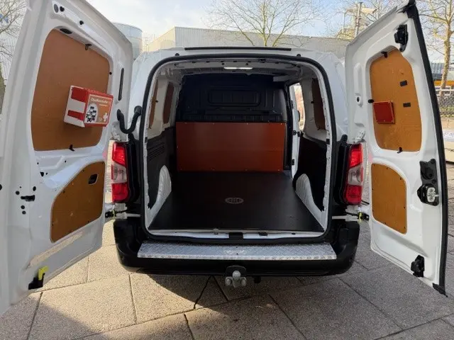 Opel Combo 1.5D L2H1 Edition 2021 Diesel 7