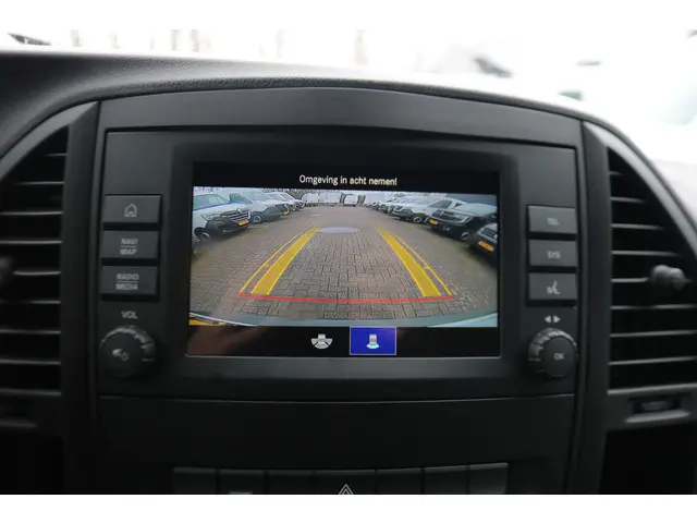 Mercedes-Benz eVito 112 L2 60 kWh Led 2025 Elektrisch 25