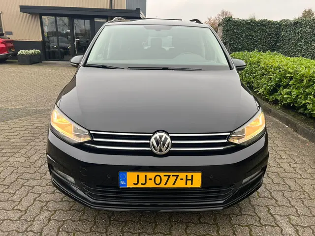 Volkswagen Touran 1.2 TSI Comfortline 7p 2016 Benzine 12