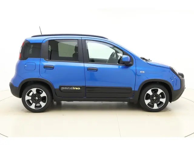 Fiat Panda 1.0 Hybrid Pandina 2025 Benzine 9