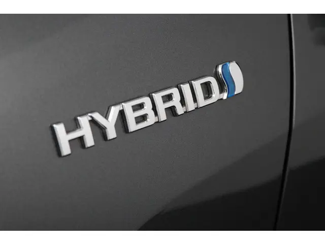 Toyota C-HR 1.8 Hybrid Style 2021 Hybride Benzine 37