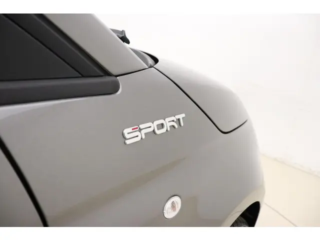 Fiat 500 1.0 Hybrid Sport 2022 Benzine 15