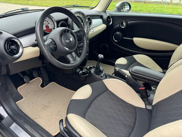 MINI One 1.6 55Kw/75Pk Chili 2014 Benzine 13
