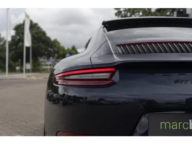 Porsche 911 3.0 Carrera 2018 Benzine 29