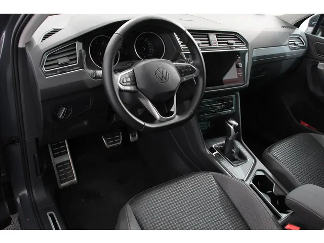 Volkswagen Tiguan 1.5 TSI DSG Active 2023 Benzine 7