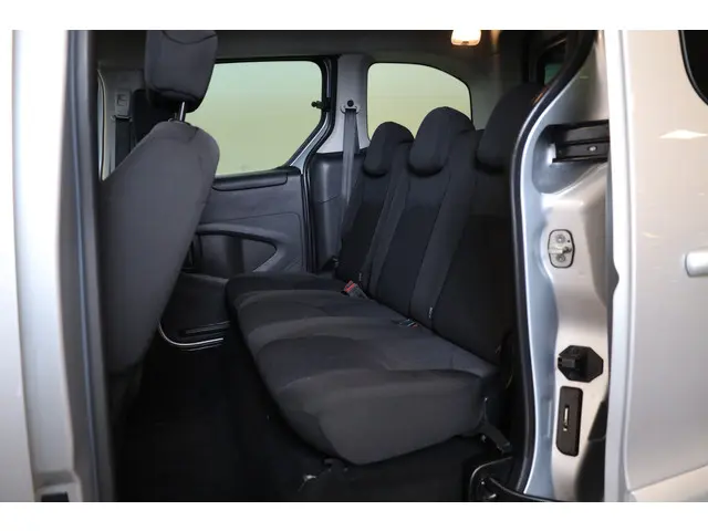 Peugeot Partner Tepee PT 110 Active 2018 Benzine 17