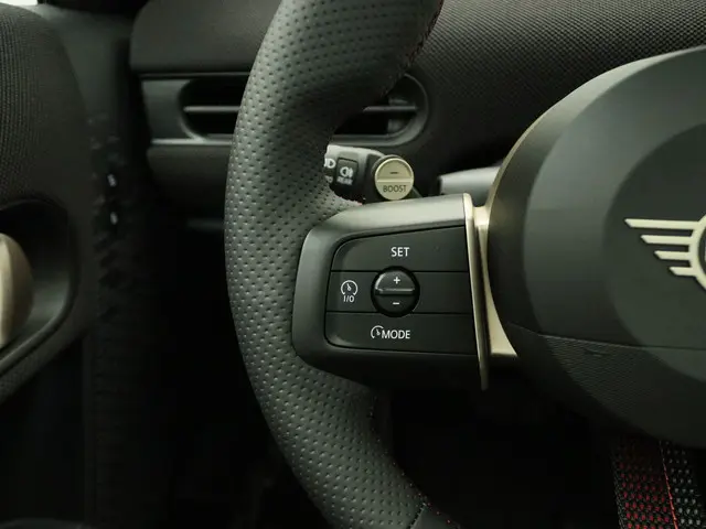 MINI 5-Deurs S 2025 Benzine 17