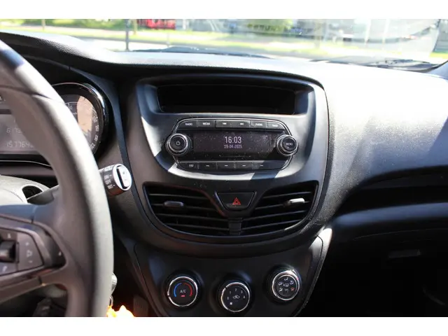 Opel KARL 1.0 ecoFLEX Edition 2018 Benzine 13