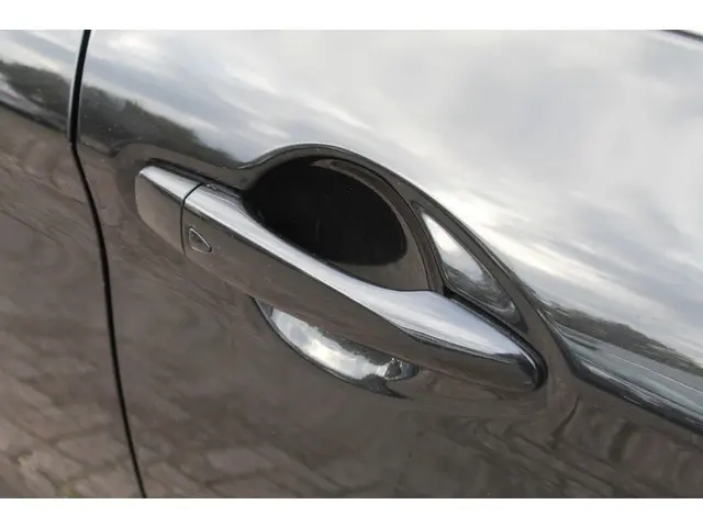 Nissan QASHQAI 1.2 Connect Edition PANORAMA 2015 Benzine 23