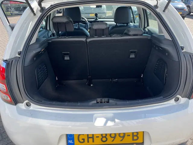 Citroën C3 1.0 PureTech Collection 2015 Benzine 12