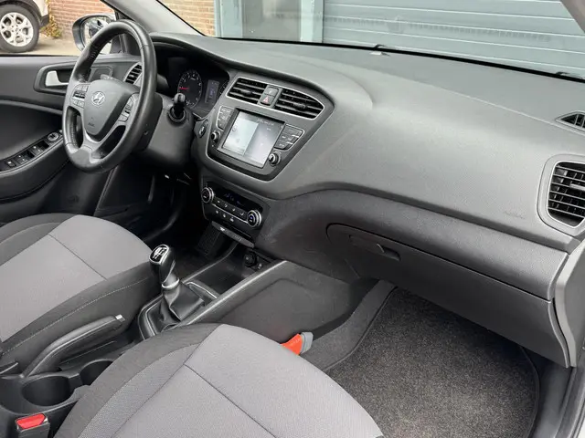 Hyundai i20 1.0 T-GDI PREMIUM 2020 Benzine 9