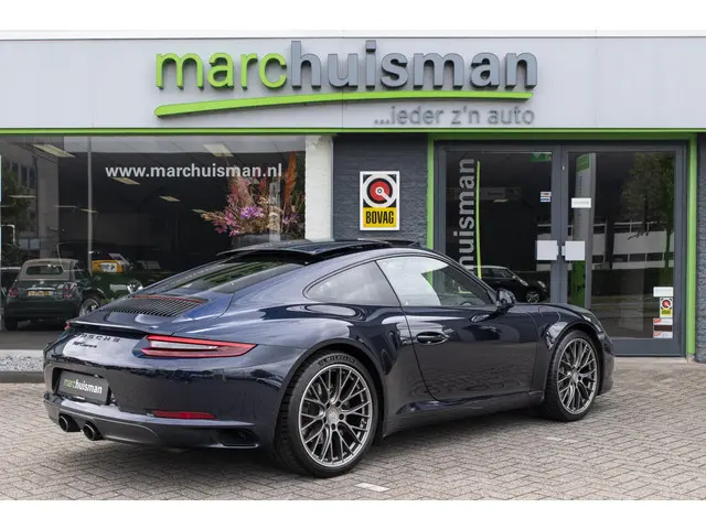 Porsche 911 3.0 Carrera 2018 Benzine 2