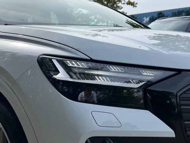 Audi Q4 e-tron 40 S edition 77 kWh 2023 Elektrisch 4