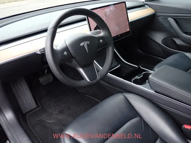 Tesla Model 3 SR+ 60KWH 2019 Elektrisch 7