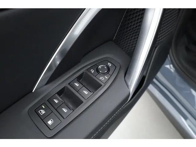 BMW X1 xDrive30e M Sport 2025 Hybride Benzine 9