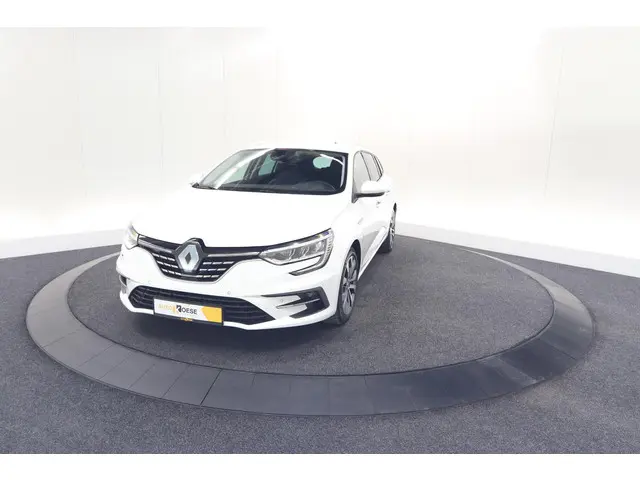 Renault Mégane Estate TCe 140 EDC Techno 2023 Benzine 82