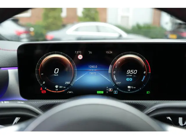 Mercedes-Benz CLA 250 e MAGNO AMG 2022 Hybride Benzine 17