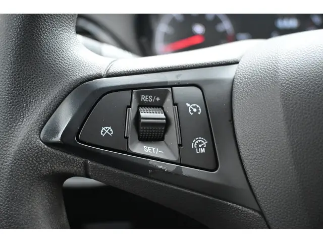 Opel KARL 1.0 ecoFLEX Edition 2015 Benzine 19