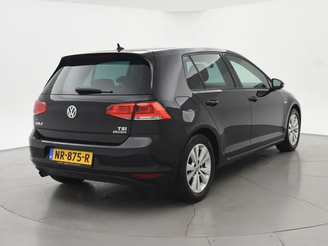 Volkswagen Golf 1.0 TSI 116 PK + CARPLAY | DAB | 2017 Benzine 2