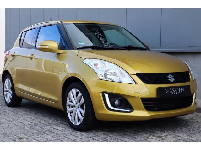 Suzuki Swift 1.2 Exclusive 2015 Benzine 9