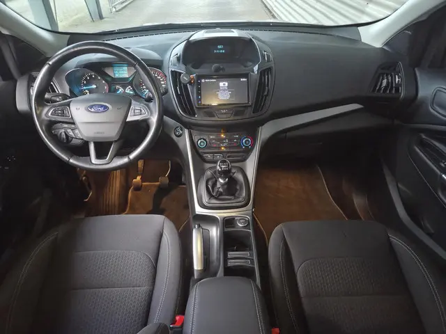 Ford Kuga 1.5 Trend 2017 Benzine 4