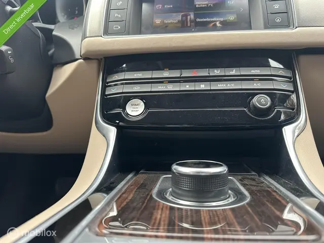 Jaguar XF 2.0d Portfolio 2016 Diesel 23