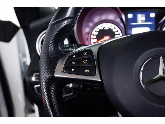 Mercedes-Benz C-Klasse Cabrio 200 AMG Line 2018 Benzine 23