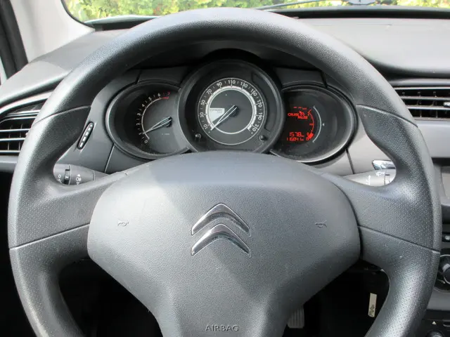 Citroën C3 1.0 PureTech Attraction *Airco* 2015 Benzine 11