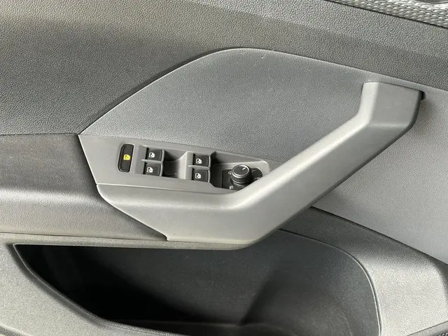 Volkswagen T-Cross 1.0 TSI Style 2019 Benzine 17