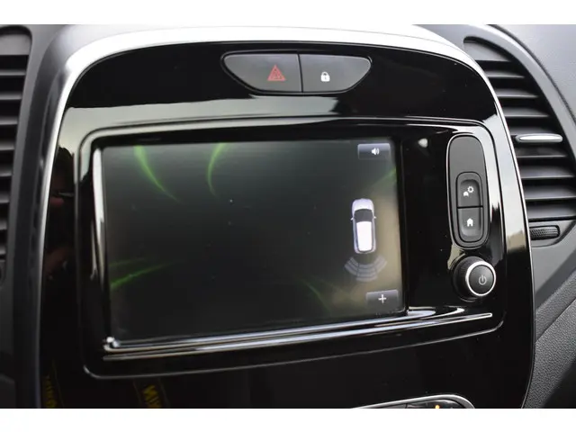 Renault Captur TCe 150 EDC Intens 2018 Benzine 22