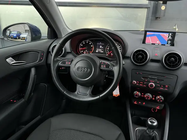 Audi A1 1.2 TFSI Navi / Xenon / Clima 2013 Benzine 12