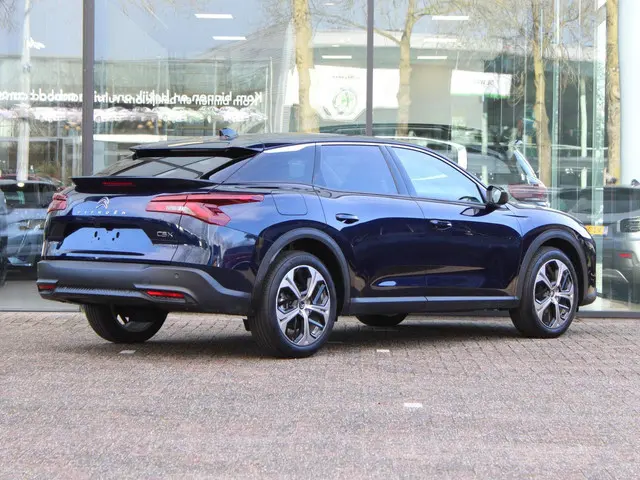 Citroën C5 X HYBRID 145 MAX 2026 Hybride Benzine 5
