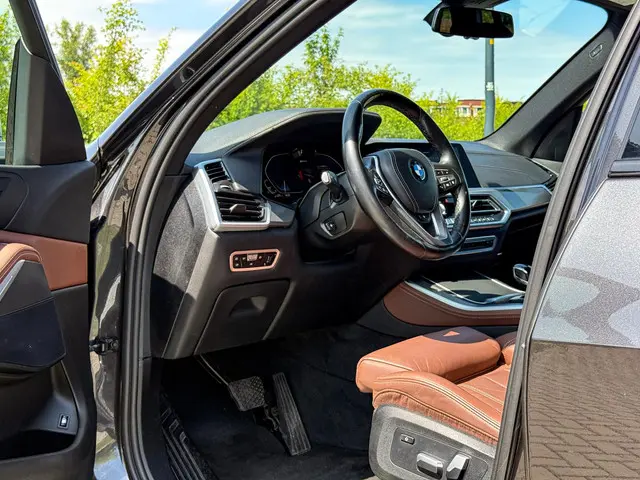 BMW X5 xDrive45e High Executive 2021 Hybride Benzine 9