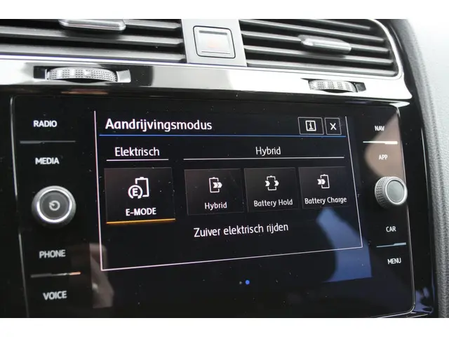 Volkswagen Golf 1.4 TSI PHEV GTE 2017 Hybride Benzine 26