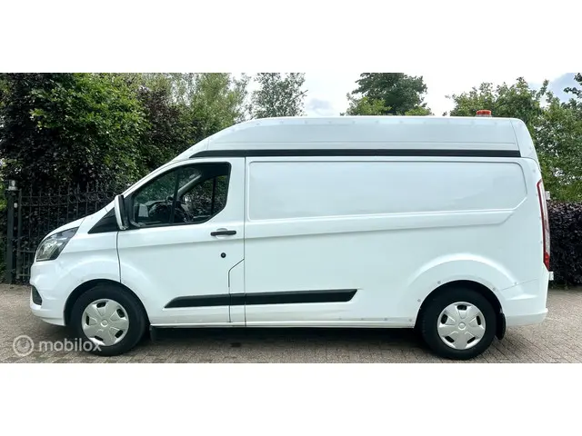 Ford Transit Custom 320 2.0 TDCI L2H2 Trend 2018 Diesel 11