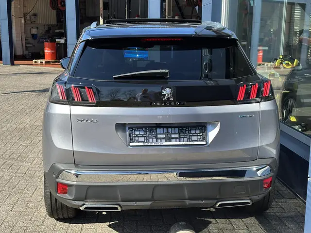Peugeot 3008 1.6 HYbrid 225 PK GT 2023 Hybride Benzine 7