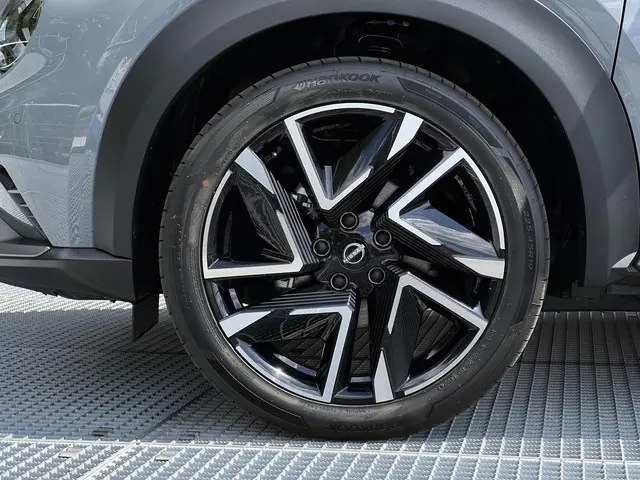 Nissan Juke 1.6 Hybrid N-Design 2025 Hybride Benzine 33