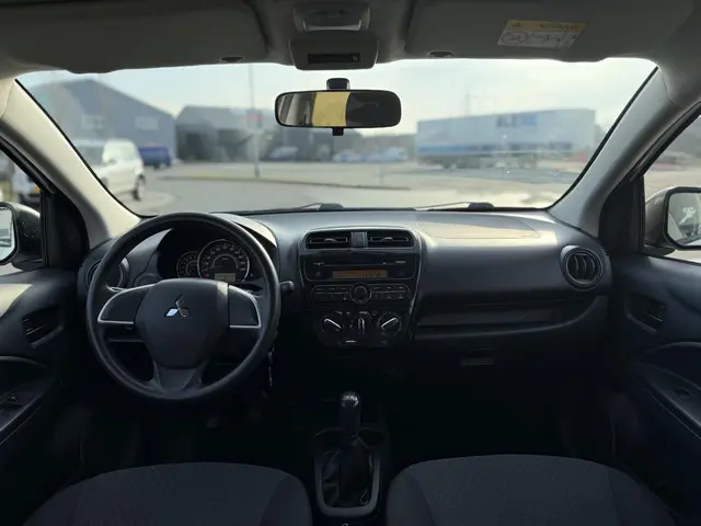 Mitsubishi Space Star 1.0 Cool+ 2016 Benzine 14