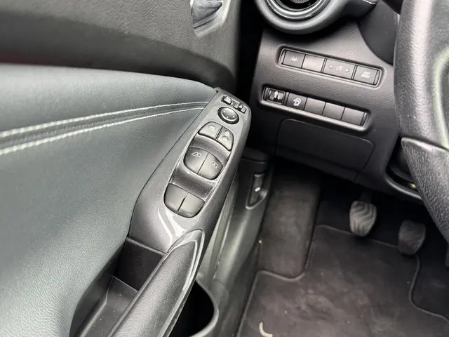 Nissan Juke 1.0 DIG-T N-CONNECTA 2020 Benzine 18