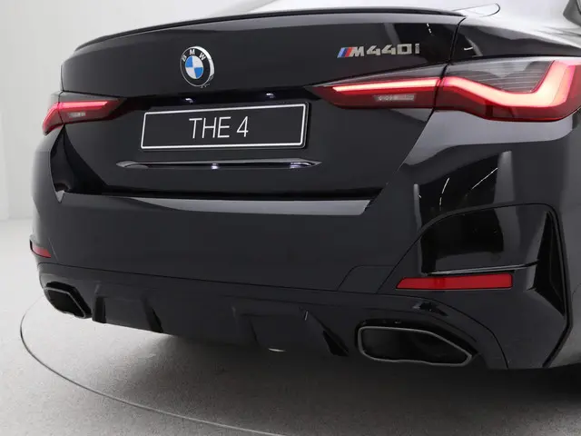 BMW 4 Serie M440i xDrive Gran Coupé 2024 Benzine 24
