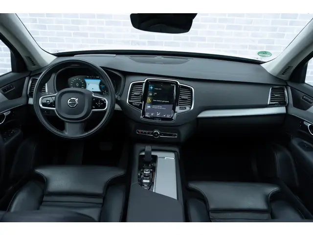Volvo XC90 T8 Recharge AWD R-Design 2021 Hybride Benzine 4