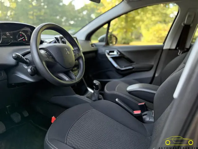 Peugeot 208 1.2 PureTech / Orig. NL / 1e eig. 2018 Benzine 40