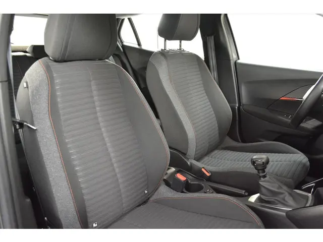 Peugeot 2008 1.2 Puretech 130pk Active 2020 Benzine 10
