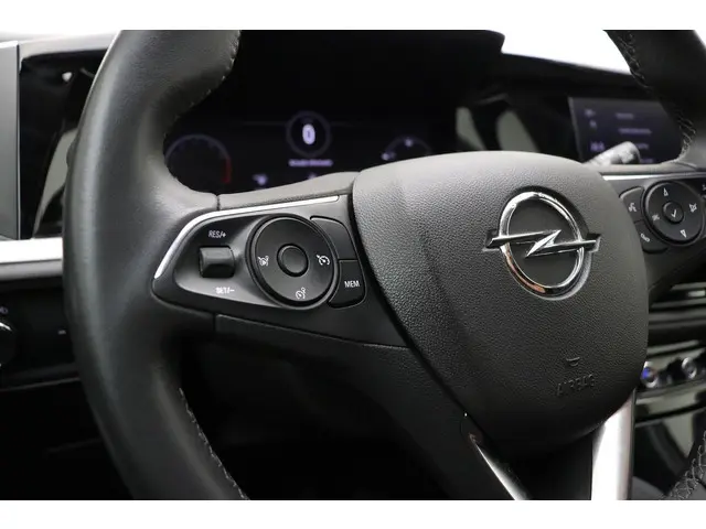 Opel Grandland 1.2 Turbo GS 2023 Benzine 28