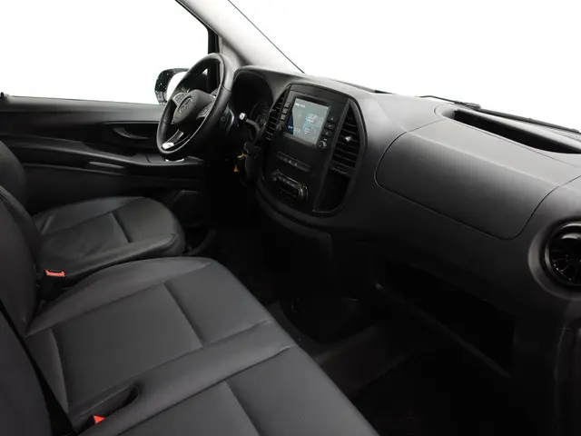 Mercedes-Benz Vito 114 CDI Lang Automaat 2024 Diesel 43