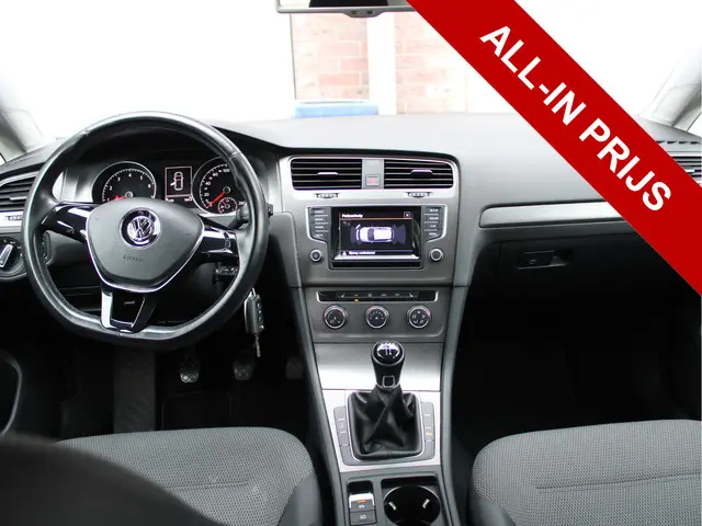Volkswagen Golf Comfortline 2013 Benzine 9