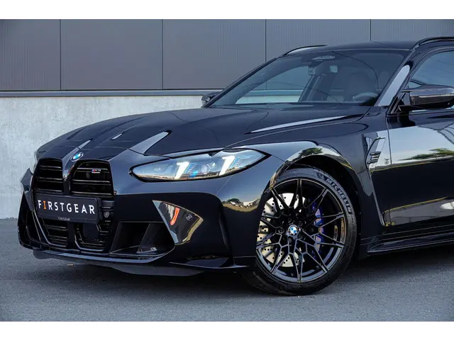 BMW M3 Touring xDrive Competition 2024 Benzine 6