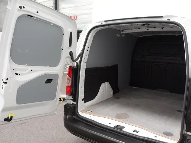Opel Combo 1.5D L2H1 Standaard 2022 Diesel 6